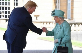 Nữ hoàng Anh lần thứ hai tiếp Tổng thống Mỹ Donald Trump tại cung điện Buckingham