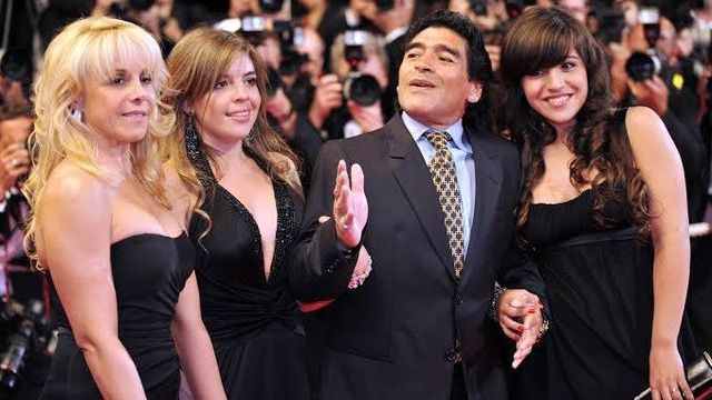 Các con gái của Maradona đâm đơn ra tòa đòi quyền thừa kế khối tài sản của cha