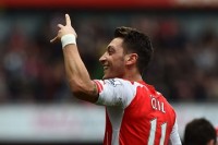 hlv loew uu tien tai nang tre loai ozil khoi dt duc