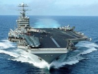 dai su viet nam tham tau san bay uss george hw bush