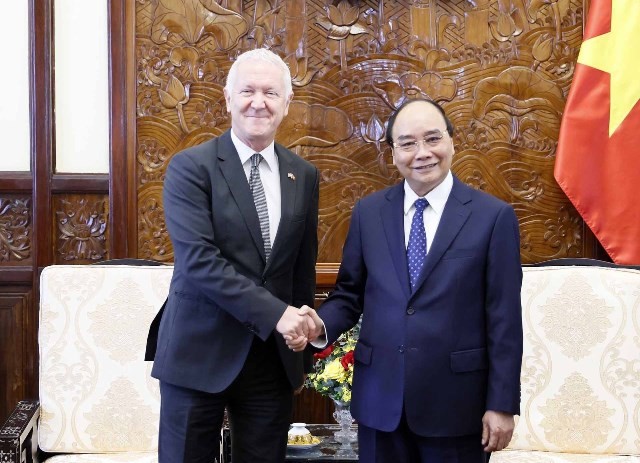 President receives outgoing Dutch, Swiss Ambassadors