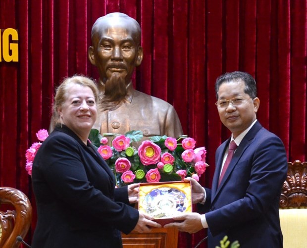 Da Nang hopes for more investment from Singapore, Russia