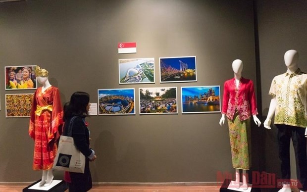 'ASEAN Cultural Colours' exhibition to take place in Hanoi from August 8-12