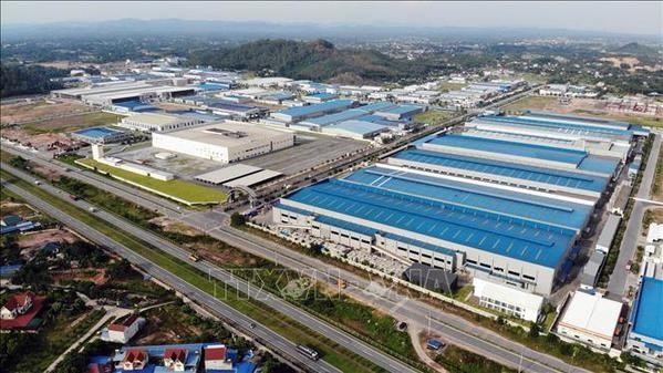 Industrial parks, economic zones attract over 100 billion USD over 30 years