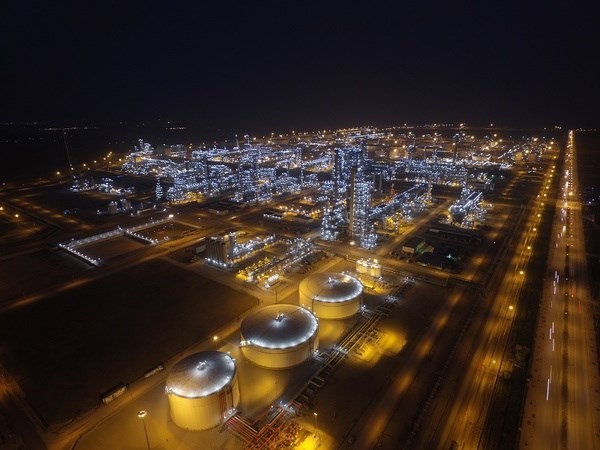 PetroVietnam proposes 19-billion-USD petrochemical complex, oil storage project
