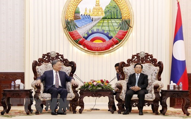 Minister of Public Security pays courtesy calls to Lao leaders