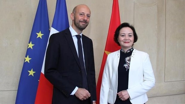 Vietnam, France reinforce ties in civil service