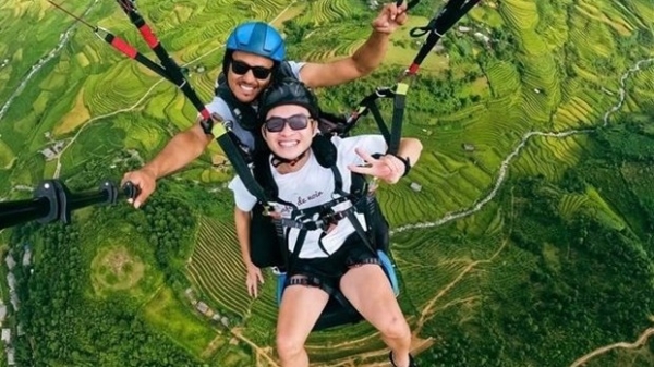 Khau Pha paragliding festival in Yen Bai kicks of in Mu Cang Chai, Yen Bai