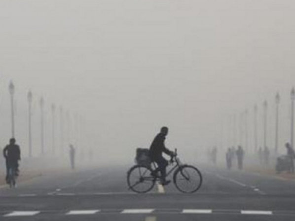 Trung Quốc lần đầu tiên ban bố cảnh báo "Đỏ" về ô nhiễm không khí