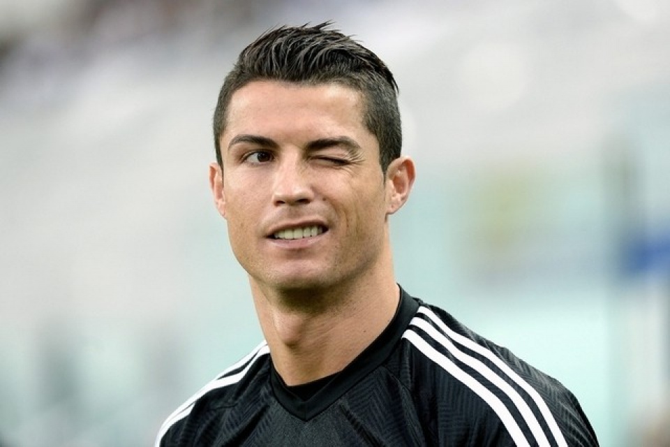 ronaldo van la co may kiem tien so 1