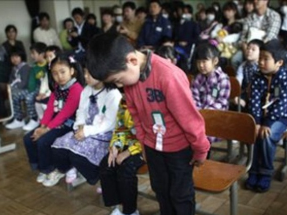 Giáo dục đạo đức Nhật Bản: Học làm người mọi nơi, mọi lúc