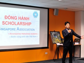 36 sinh viên Việt Nam được trao học bổng Quỹ Đồng hành Singapore