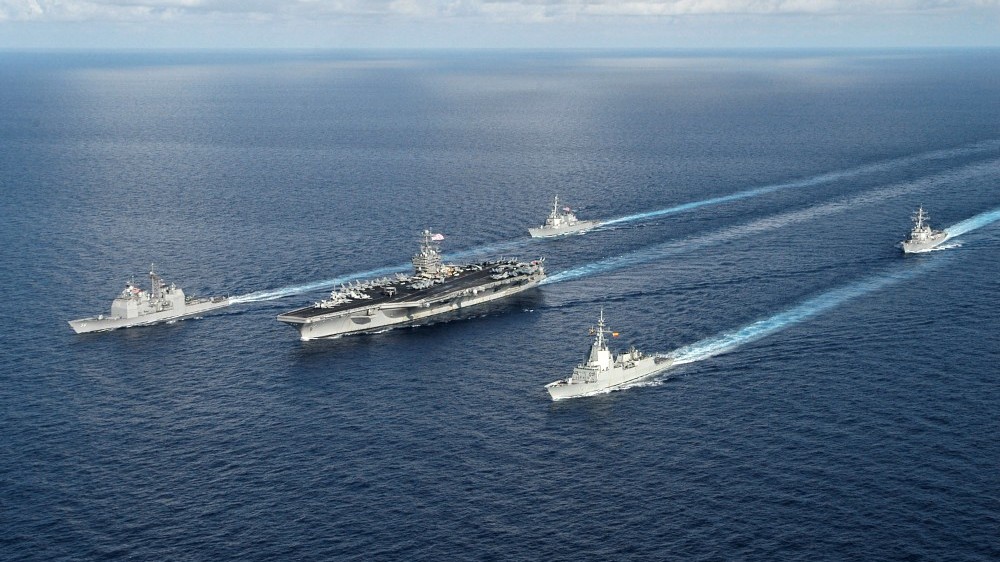 Biển Đông: Đức định gửi tàu khu trục 'ghé qua', Philippines lên tiếng về Luật Hải cảnh của Bắc Kinh