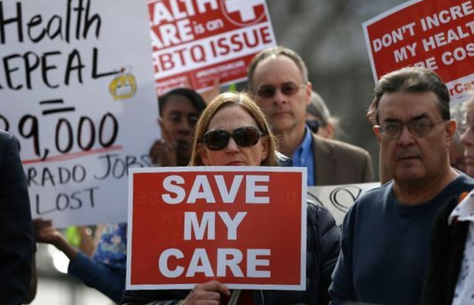 Thượng viện Mỹ bác đề xuất thay thế Obamacare trong 2 năm