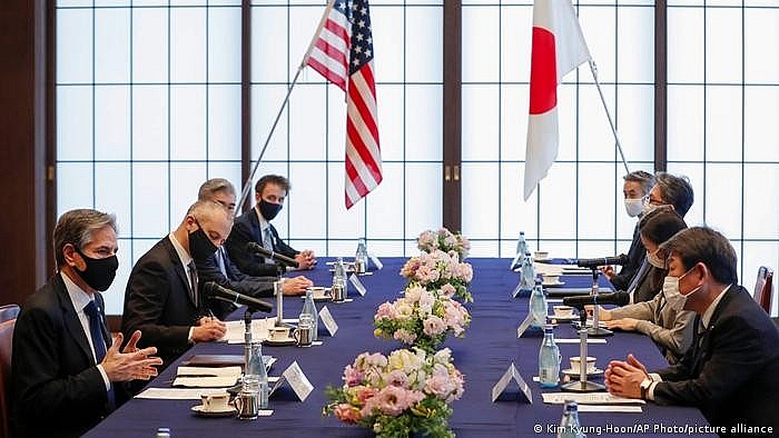 Trung Quốc phủ bóng Đối thoại '2+2' Mỹ-Nhật