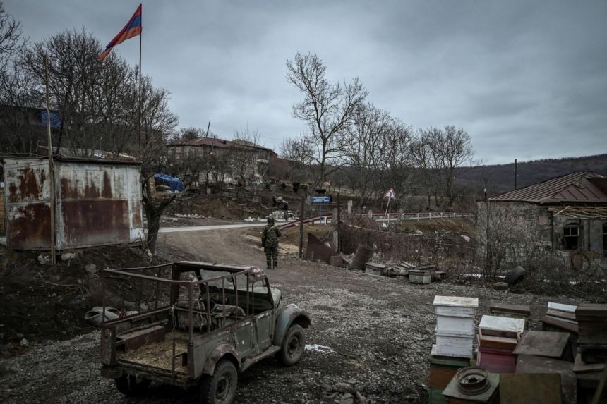 Có gì trong cuộc đối thoại trực tiếp Armenia-Azerbaijan đầu tiên kể từ xung đột biên giới gần đây?