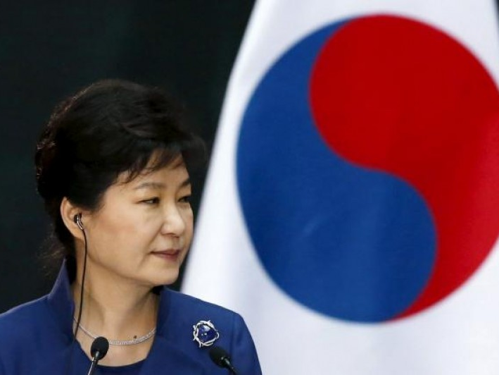 Các đảng đối lập phê phán Tổng thống Hàn Quốc trì hoãn điều tra