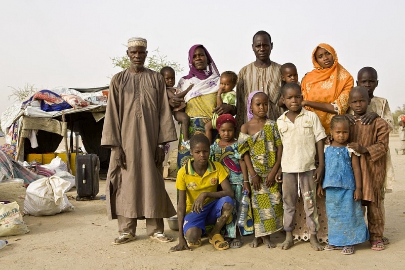 Những người dân ở Damasak, Đông Bắc Nigeriatrú ẩn trong một trại tị nạn ở Niger sau khi chạy trốn khỏi Boko Haram, năm 2016. (Nguồn: UNHCR)