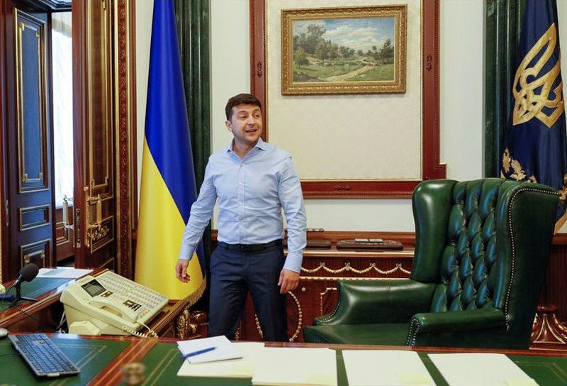 Tiết lộ hệ thống điện thoại tối mật của Tổng thống Ukraine