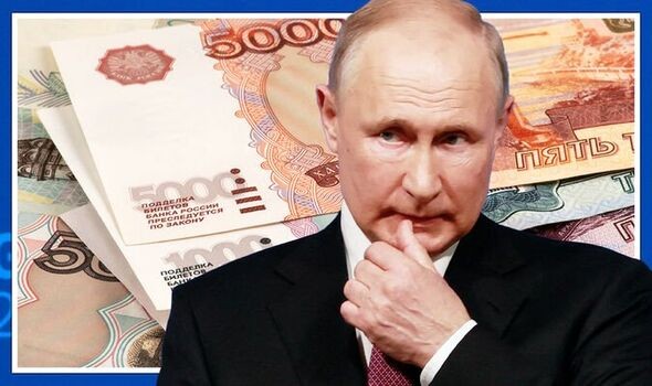 Xuất khẩu năng lượng cung cấp một dòng tiền khổng lồ chảy vào ngân khố của Nga và đóng vai trò quan trọng trong việc hỗ trợ đồng Ruble. (Nguồn: The Columnist)