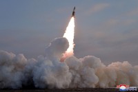 Triều Tiên phóng tên lửa đạn đạo tầm ngắn từ tàu ngầm, Hàn Quốc họp khẩn