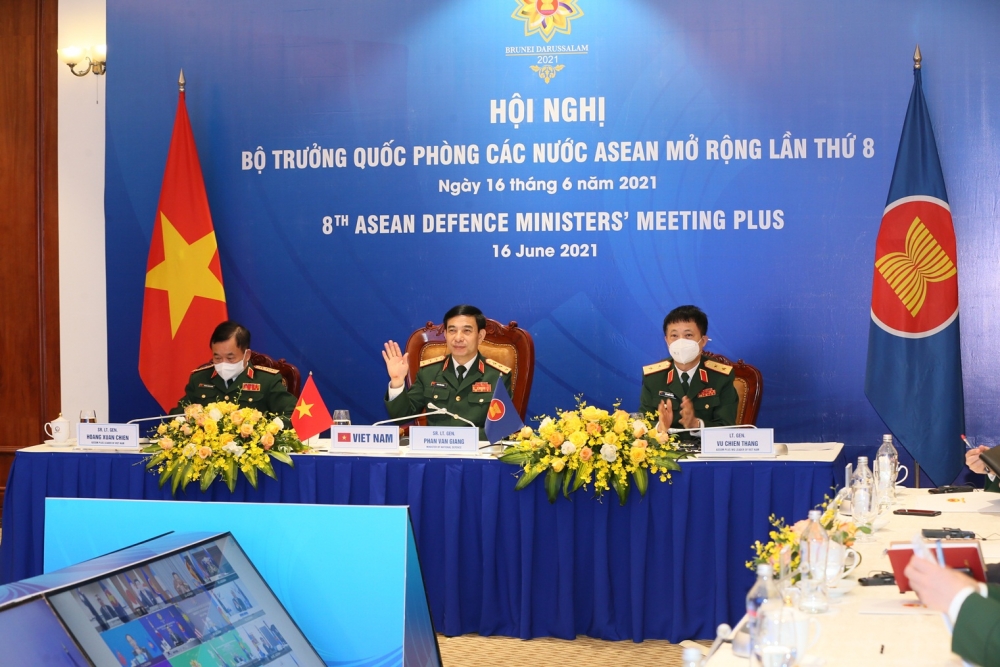 Quang cảnh Hội nghị Bộ trưởng Quốc phòng các nước ASEAN mở rộng (ADMM +) lần thứ 8 tại điểm cầu Hà Nội. (Nguồn: BQP)