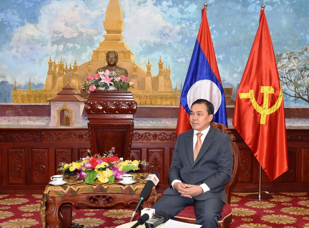 Đại sứ Lào: Chuyến thăm của Tổng Bí thư, Chủ tịch nước Thongloun Sisoulith thể hiện đường lối đối ngoại 'trước sau như một' với Việt Nam