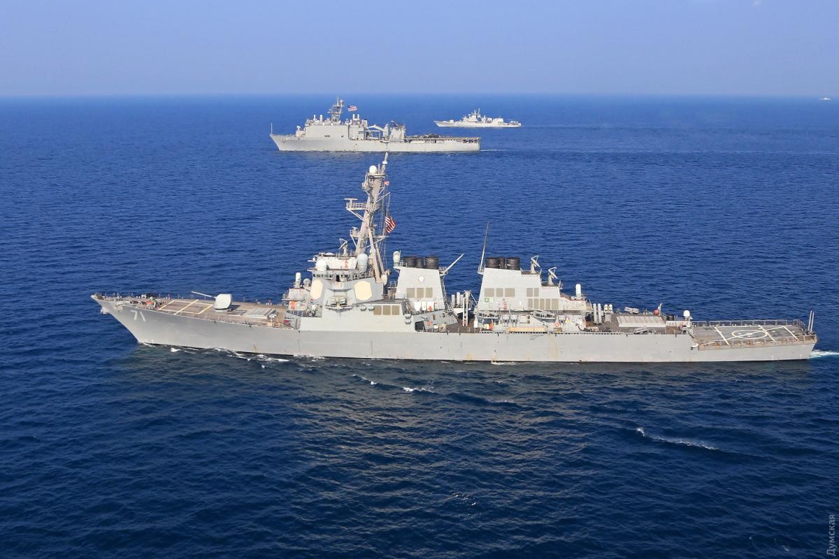 Tin thế giới 5/12: NATO đứng trước mối đe dọa hỗn hợp, Singapore triệt phá đường dây lừa đảo, Mỹ bán hơn 3.400 quả bom BLU-111 cho Canada