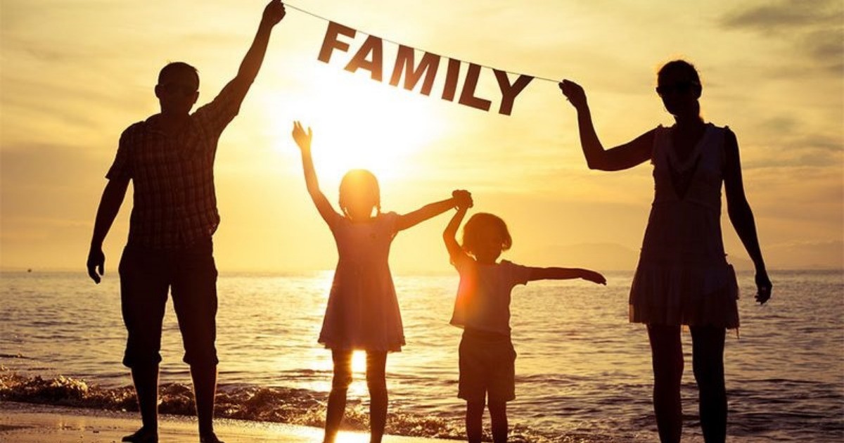 Ngày Gia đình Việt Nam năm nay có chủ đề “Gia đình bình an - xã hội hạnh phúc”. 
