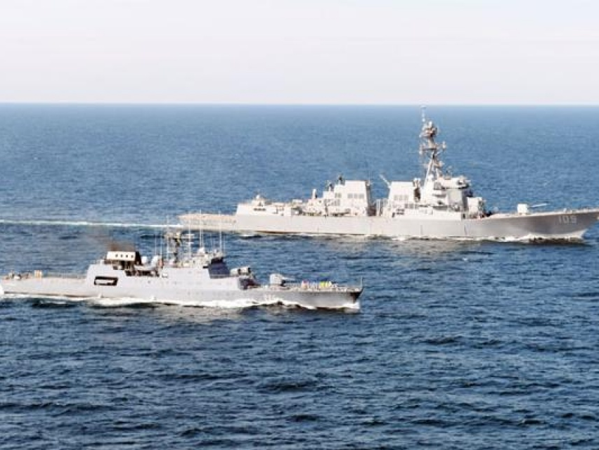 Indonesia tăng cường hợp tác hải quân với Mỹ ở Biển Đông