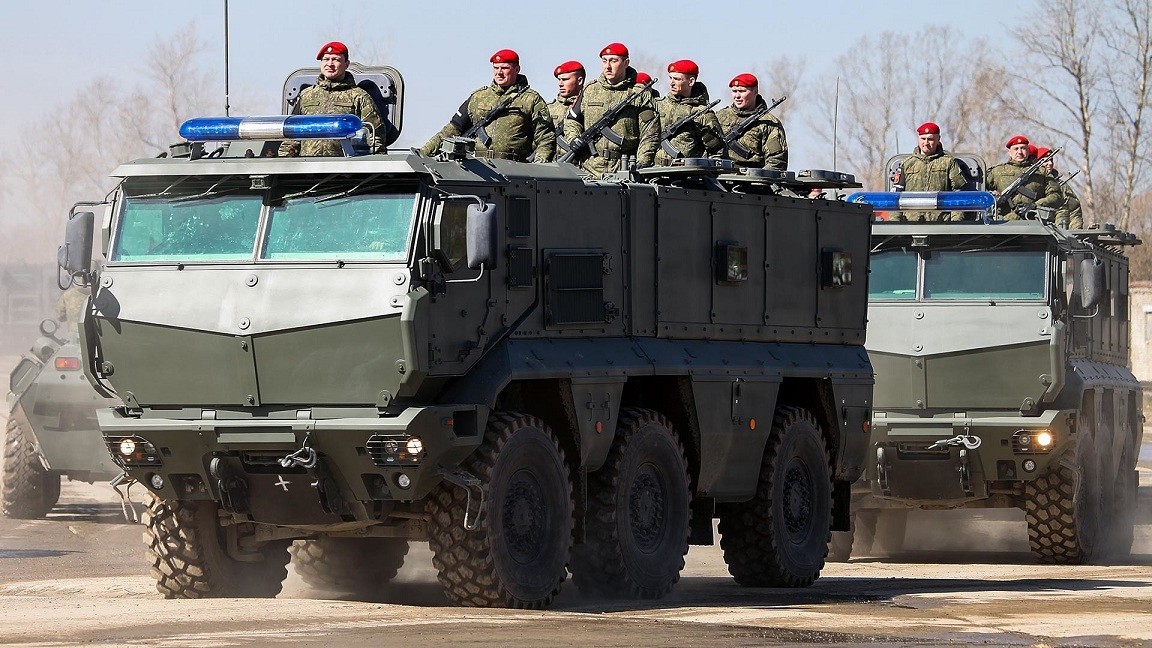 Top 5 siêu xe quân sự Nga có khả năng đáng kinh ngạc đến mức nào?