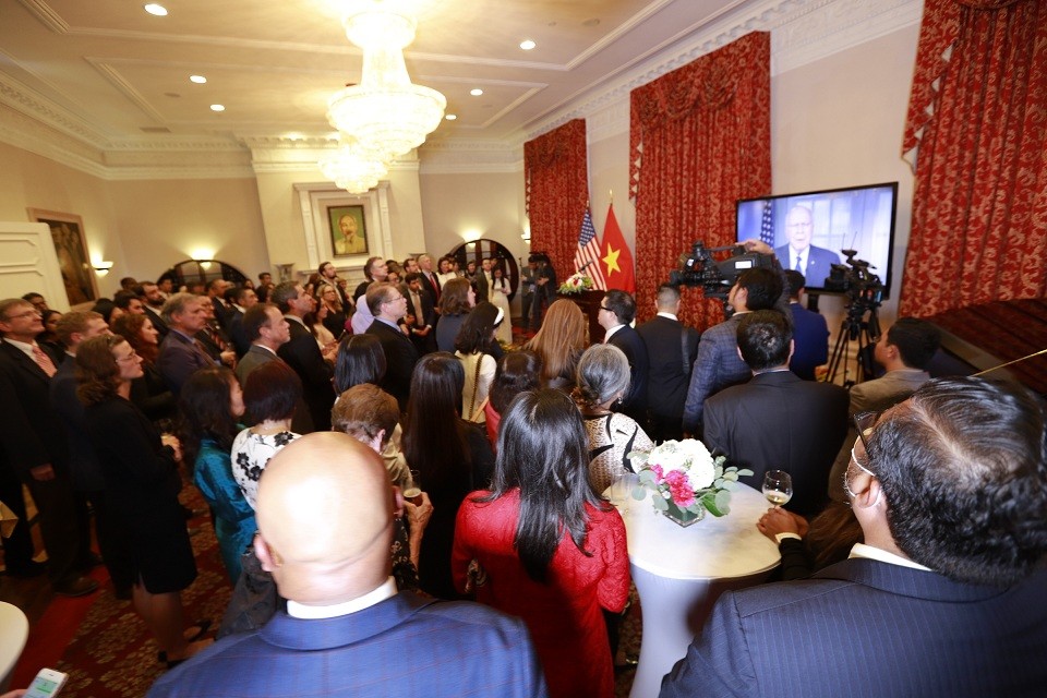 Phát biểu chúc mừng qua video gửi đến buổi lễ, Thượng Nghị sĩ Patrick Leahy, Chủ tịch Thường trực Thượng viện Mỹ.
