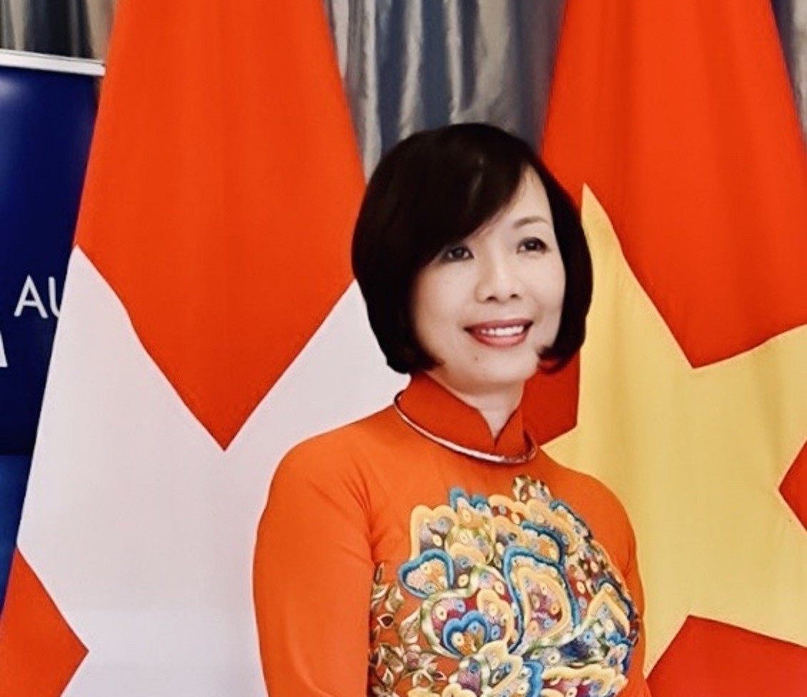 Đại sứ Việt Nam tại Thụy Sỹ Lê Linh Lan.