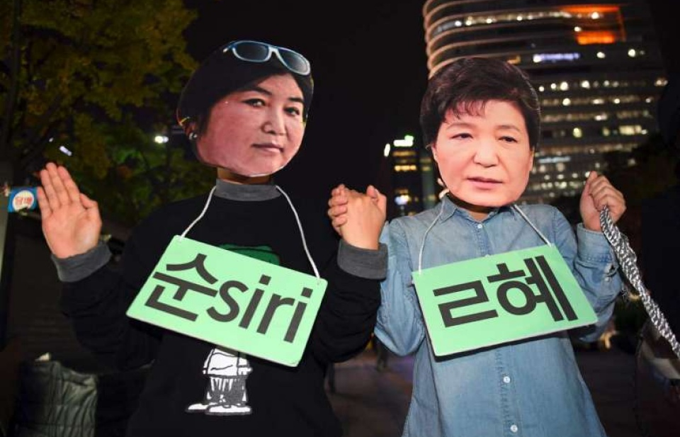 Di sản chính trị của Tổng thống Hàn Quốc bị lung lay vì bê bối