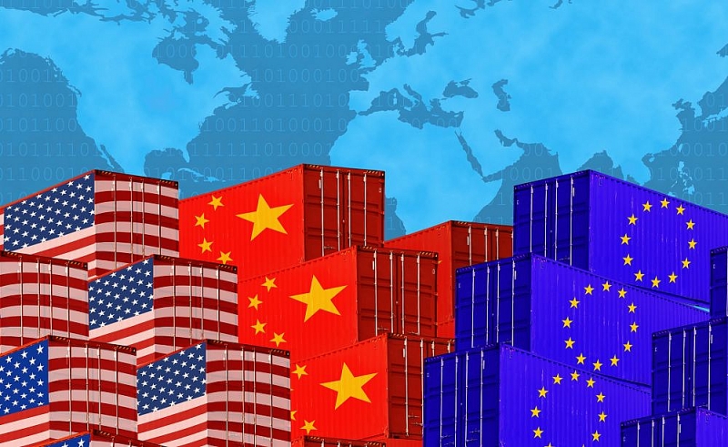 EU dường như muốn thoát khỏi sự phụ thuộc quá lớn vào Mỹ và tránh xa cuộc xung đột thương mại Mỹ-Trung. (Nguồn: EU Political Report)