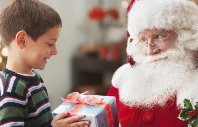 Vì sao ông già Noel rất… “tội nghiệp”?