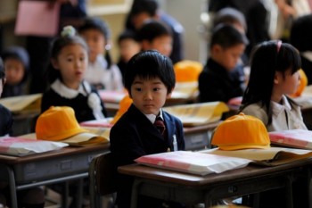 Giáo dục lòng yêu nước: Kinh nghiệm từ Nhật Bản và Nga
