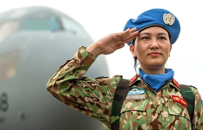 Nữ quân nhân thuộc Lực lượng gìn giữ hòa bình Việt Nam trước giờ lên đường làm nhiệm vụ quốc tế tại Nam Sudan, tháng 10/2018. (Nguồn: Tư liệu)