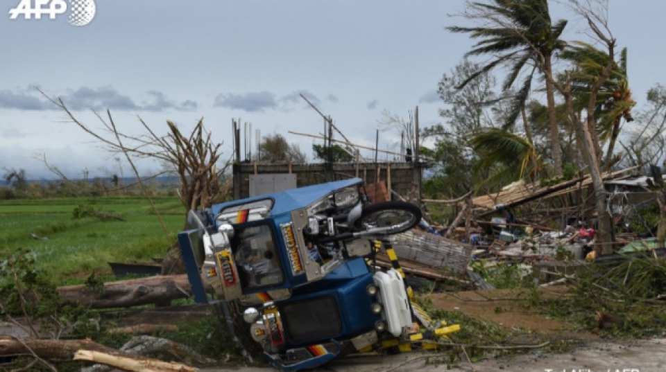 typhoon mangkhut leaves trail of death destruction in the philippines