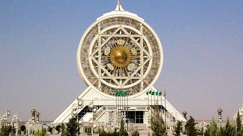 ashgabat thanh pho da cam thach