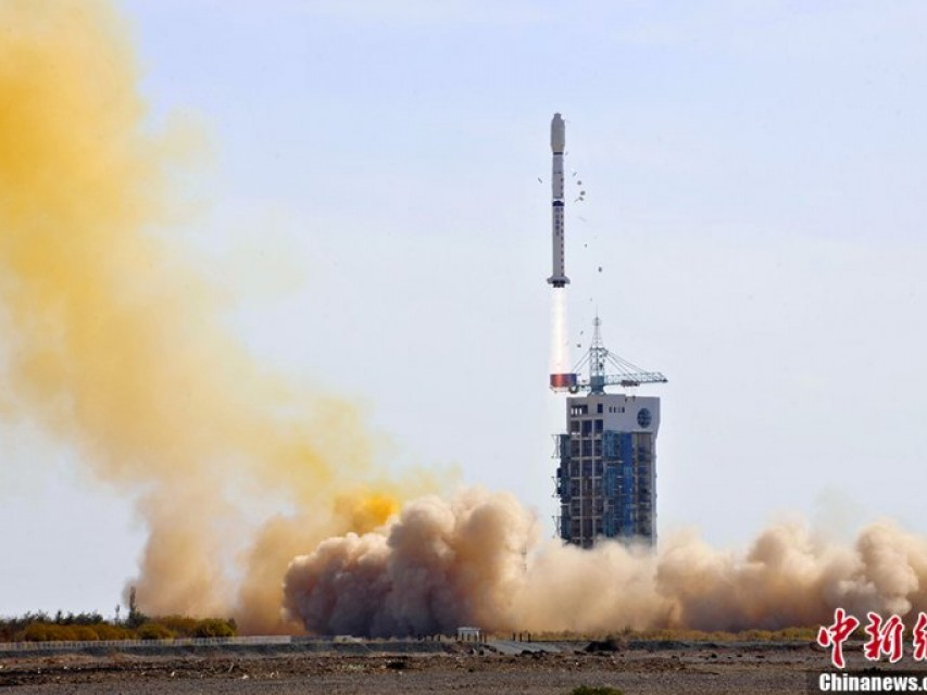 Trung Quốc phóng vệ tinh Thực Tiễn-16