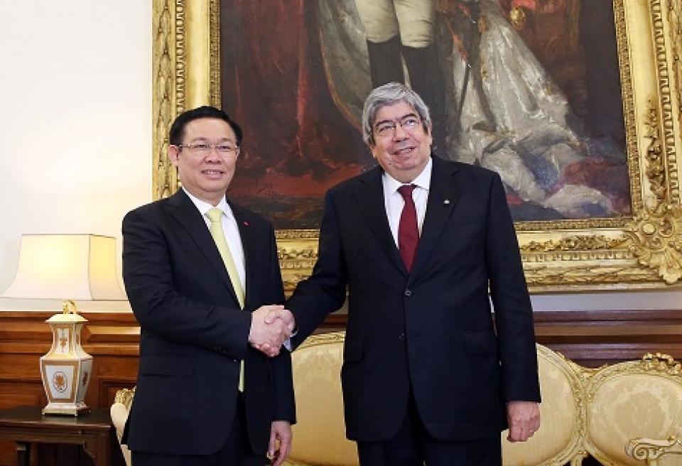 deputy pm vuong dinh hue begins portugal visit