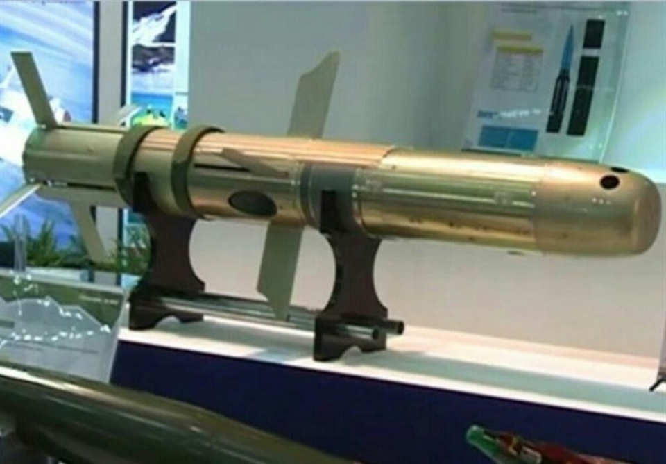 Iran trình làng 2 tên lửa chống tăng tự sản xuất, có khả năng tấn công xe bọc thép từ trên cao