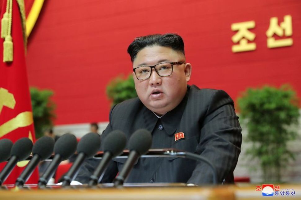 Nhà lãnh đạo Kim Jong-un nhận định quan hệ liên Triều bên bờ thảm họa