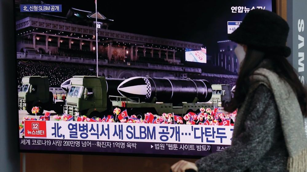 Chuyên gia ngoại giao Hàn Quốc: Phô diễn tên lửa đạn đạo tối tân - thông điệp ngầm tinh vi Triều Tiên gửi Mỹ