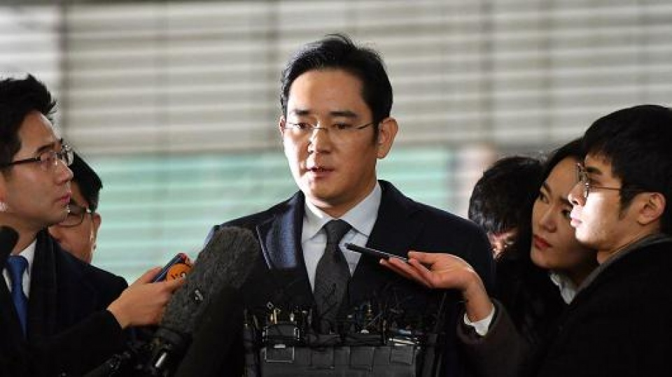 Hàn Quốc: Lãnh đạo Tập đoàn Samsung bị “sờ gáy”