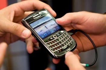 Thị phần BlackBerry trên thị trường điện thoại chính thức về 0%