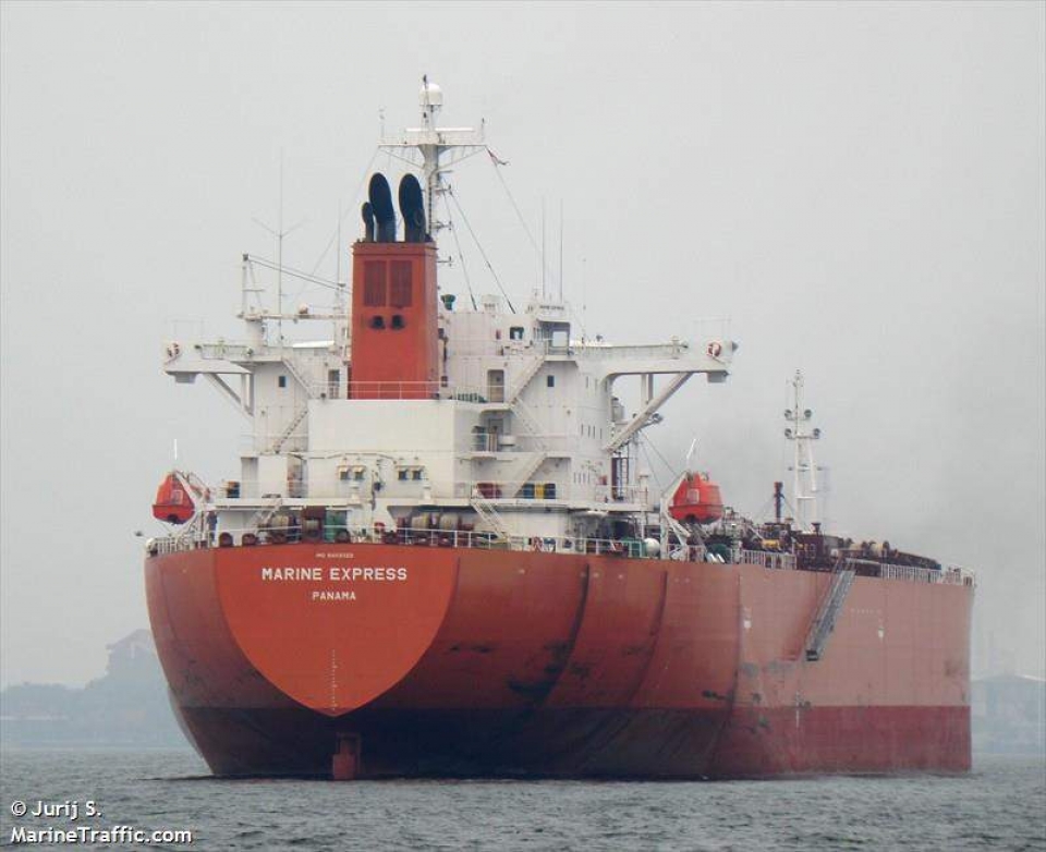 Tàu chở dầu cùng 22 người Ấn Độ mất tích ở ngoài khơi bờ biển Tây Phi