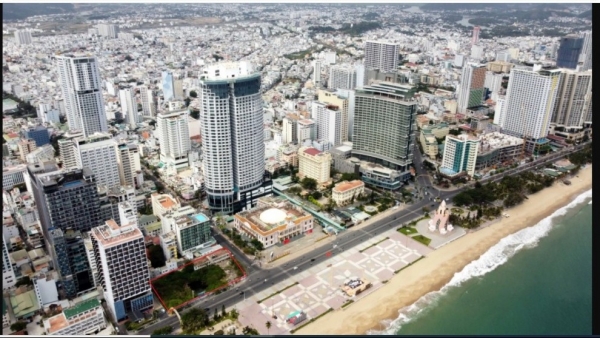 Travel firms explore tourism products in Khanh Hoa province