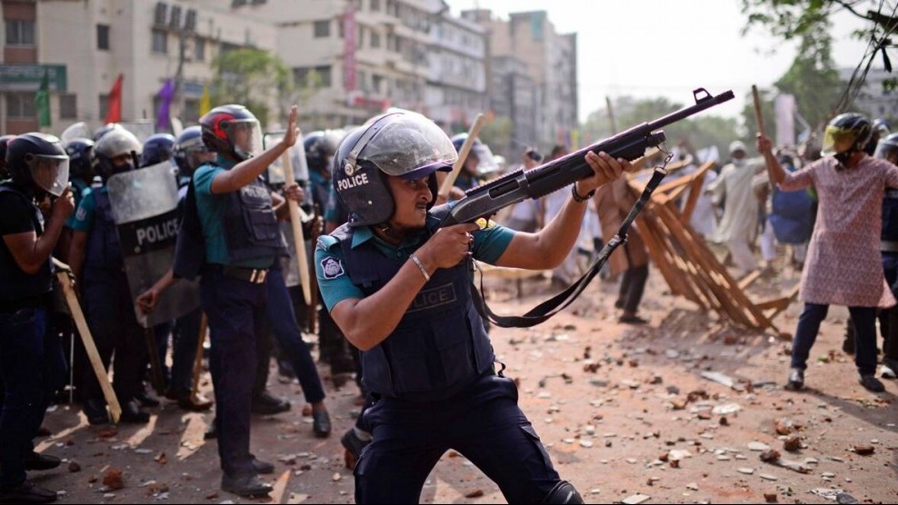 Sau biểu tình đẫm máu, Bangladesh triển khai lính biên phòng nhằm duy trì trật tự xã hội